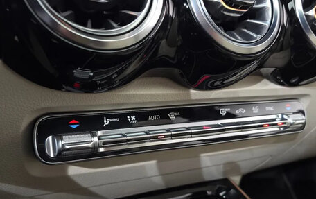 Mercedes-Benz GLB, 2023 год, 3 990 000 рублей, 16 фотография