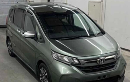 Honda Freed II, 2021 год, 1 790 000 рублей, 3 фотография