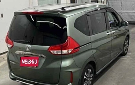 Honda Freed II, 2021 год, 1 790 000 рублей, 2 фотография