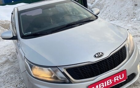 KIA Rio III рестайлинг, 2013 год, 980 000 рублей, 13 фотография