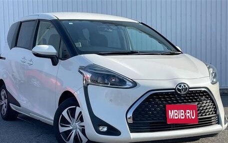 Toyota Sienta II, 2022 год, 1 137 000 рублей, 1 фотография