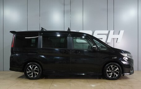 Honda Stepwgn IV, 2019 год, 2 415 000 рублей, 5 фотография