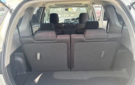 Toyota Wish II, 2012 год, 1 140 000 рублей, 29 фотография