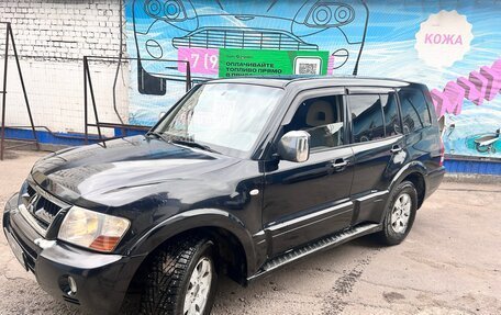 Mitsubishi Pajero III рестайлинг, 2004 год, 690 000 рублей, 8 фотография