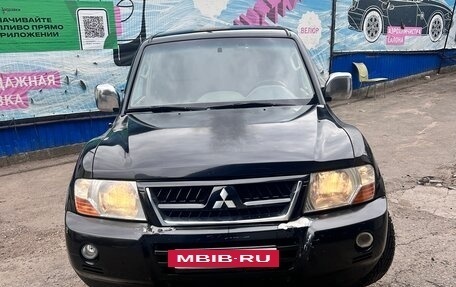Mitsubishi Pajero III рестайлинг, 2004 год, 690 000 рублей, 9 фотография