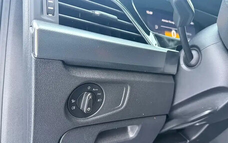 Volkswagen Passat B8 рестайлинг, 2021 год, 1 640 000 рублей, 16 фотография