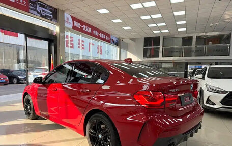 BMW 1 серия, 2022 год, 1 700 000 рублей, 4 фотография