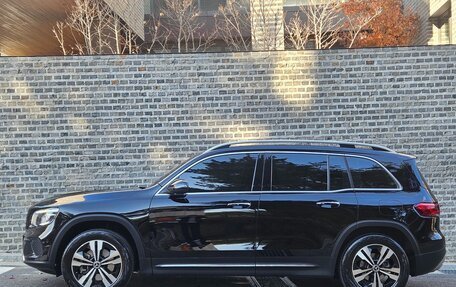 Mercedes-Benz GLB, 2023 год, 4 383 050 рублей, 4 фотография