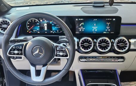 Mercedes-Benz GLB, 2023 год, 4 383 050 рублей, 13 фотография