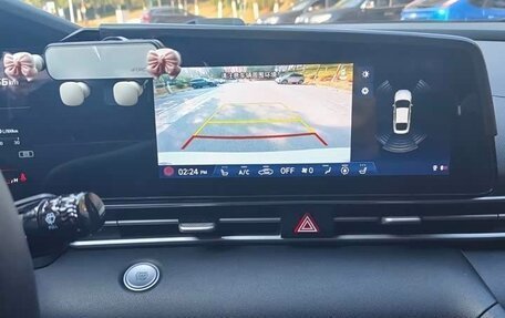 Hyundai Elantra, 2022 год, 1 300 000 рублей, 15 фотография