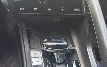 Hyundai Elantra, 2022 год, 1 300 000 рублей, 16 фотография