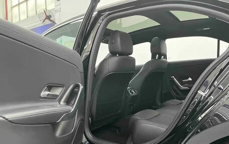 Mercedes-Benz A-Класс, 2022 год, 1 950 000 рублей, 14 фотография