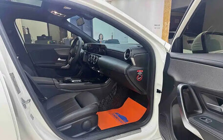 Mercedes-Benz A-Класс, 2022 год, 1 970 000 рублей, 8 фотография