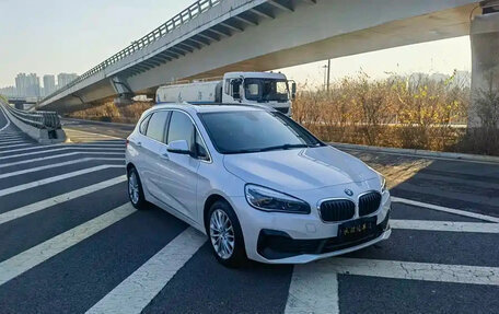 BMW 2 серия Grand Tourer F46 рестайлинг, 2018 год, 1 490 035 рублей, 3 фотография