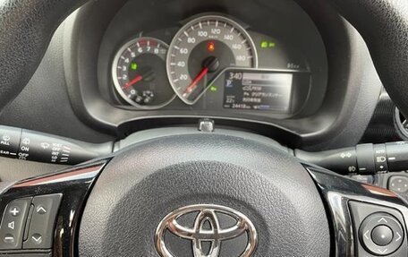 Toyota Vitz, 2020 год, 879 000 рублей, 12 фотография