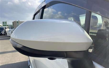 Toyota Sienta II, 2022 год, 1 168 000 рублей, 9 фотография