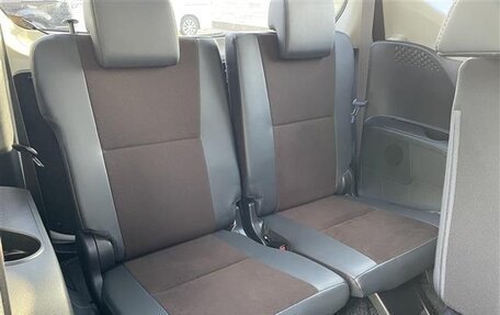 Toyota Sienta II, 2022 год, 1 168 000 рублей, 30 фотография