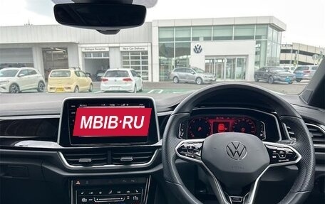 Volkswagen T-Roc I, 2022 год, 1 511 000 рублей, 6 фотография