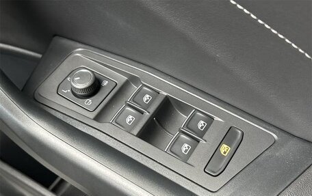 Volkswagen T-Roc I, 2022 год, 1 511 000 рублей, 23 фотография