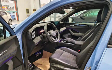 Volkswagen Tiguan, 2025 год, 4 100 000 рублей, 7 фотография