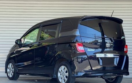 Honda Freed I, 2014 год, 818 000 рублей, 2 фотография