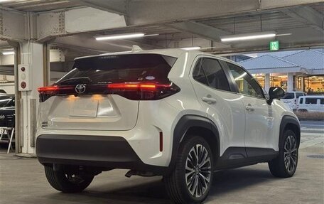 Toyota Yaris Cross, 2022 год, 1 461 000 рублей, 4 фотография