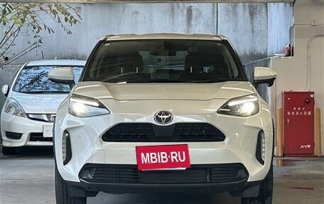 Toyota Yaris Cross, 2022 год, 1 461 000 рублей, 2 фотография