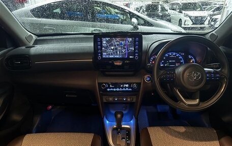 Toyota Yaris Cross, 2022 год, 1 461 000 рублей, 10 фотография