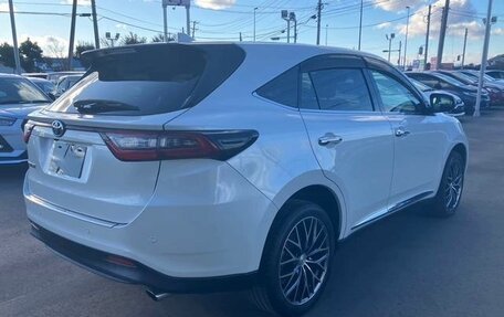 Toyota Harrier, 2020 год, 2 750 000 рублей, 8 фотография