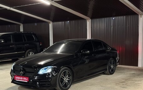 Mercedes-Benz E-Класс, 2016 год, 3 750 000 рублей, 5 фотография