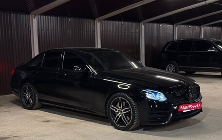 Mercedes-Benz E-Класс, 2016 год, 3 750 000 рублей, 2 фотография