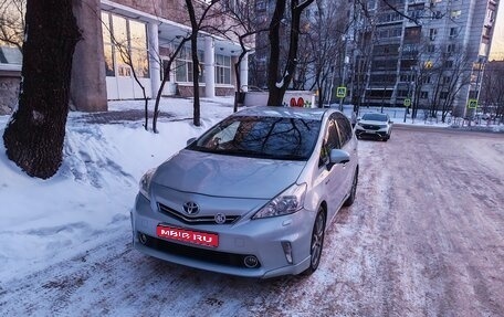 Toyota Prius Alpha I (ZVW40/41), 2011 год, 1 050 000 рублей, 1 фотография