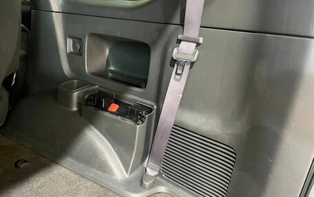 Toyota Land Cruiser Prado 120 рестайлинг, 2004 год, 1 600 000 рублей, 15 фотография