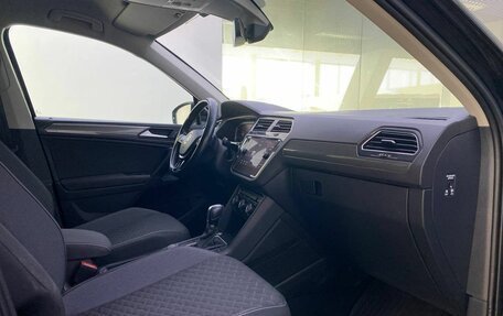 Volkswagen Tiguan II, 2019 год, 2 199 000 рублей, 13 фотография