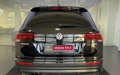 Volkswagen Tiguan II, 2019 год, 2 199 000 рублей, 7 фотография