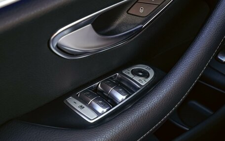 Mercedes-Benz E-Класс, 2020 год, 3 890 000 рублей, 19 фотография