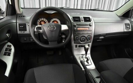 Toyota Corolla, 2011 год, 1 325 000 рублей, 6 фотография