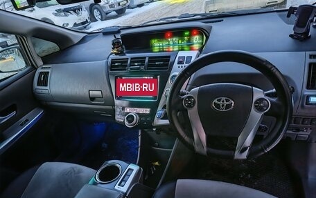 Toyota Prius Alpha I (ZVW40/41), 2011 год, 1 050 000 рублей, 5 фотография