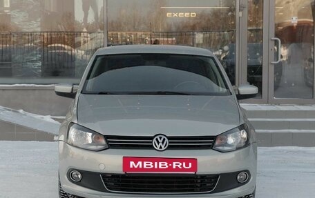 Volkswagen Polo VI (EU Market), 2012 год, 800 000 рублей, 2 фотография