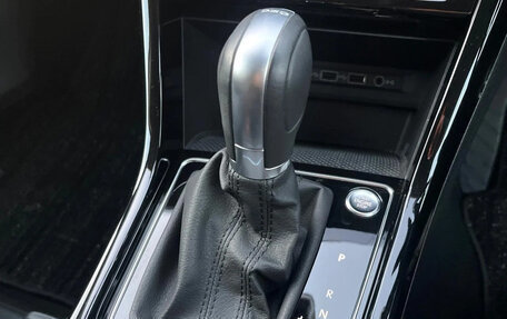 Volkswagen Touran III, 2022 год, 1 345 000 рублей, 27 фотография