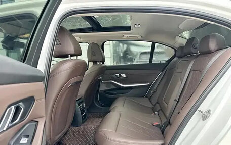 BMW 3 серия, 2023 год, 3 500 333 рублей, 11 фотография