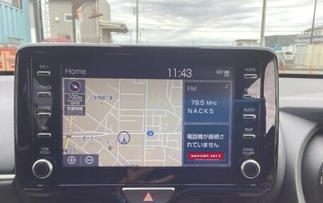 Toyota Yaris, 2022 год, 1 025 000 рублей, 12 фотография