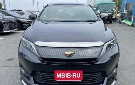 Toyota Harrier, 2017 год, 2 030 000 рублей, 2 фотография