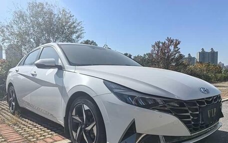 Hyundai Elantra, 2023 год, 1 239 135 рублей, 2 фотография