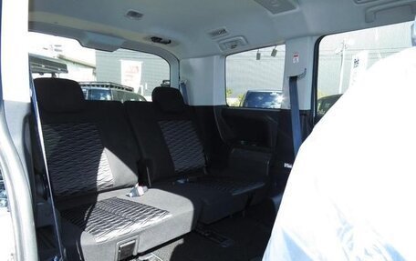 Mitsubishi Delica D:5 I, 2022 год, 2 658 000 рублей, 29 фотография