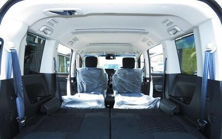 Mitsubishi Delica D:5 I, 2022 год, 2 658 000 рублей, 30 фотография