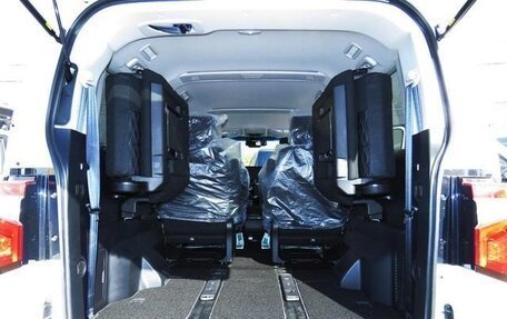 Mitsubishi Delica D:5 I, 2022 год, 2 658 000 рублей, 32 фотография