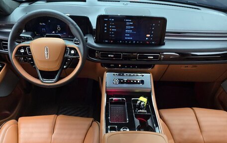 Lincoln Aviator II, 2024 год, 11 350 469 рублей, 9 фотография