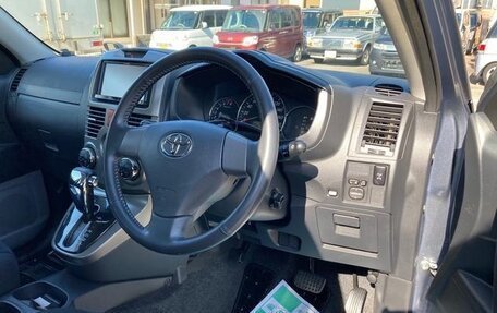 Toyota Rush II, 2016 год, 1 082 000 рублей, 17 фотография