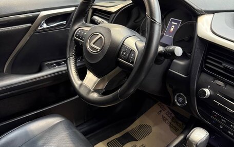 Lexus RX IV рестайлинг, 2016 год, 3 600 000 рублей, 12 фотография